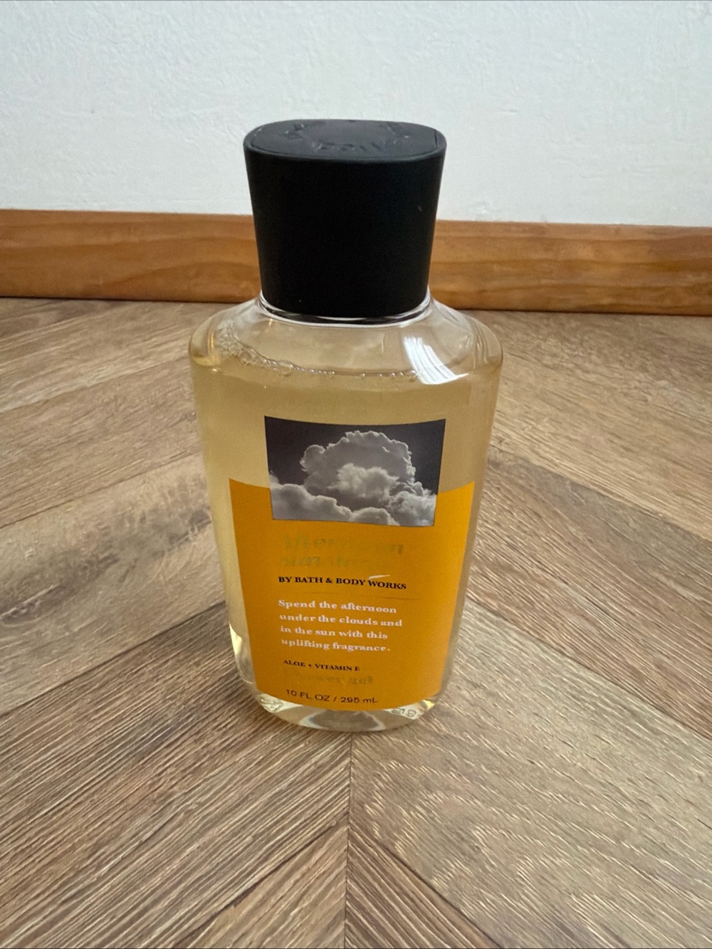 Bath & Body Works Yellow Blissful Scent Body Wash